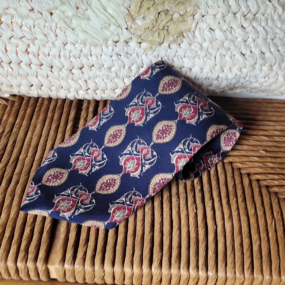 Oscar de la Renta, silk neck tie